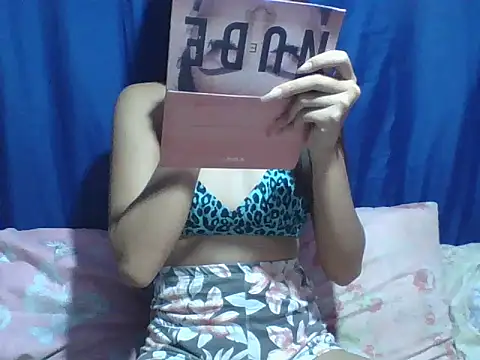 SweetPussie18x online show from 03/10/26, 12:04