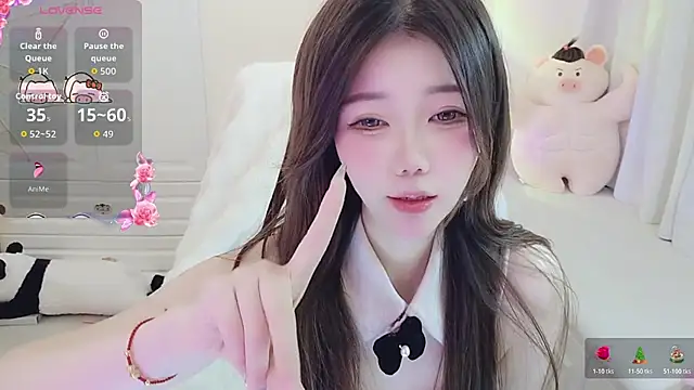 Coco-Di online show from 11/18/25, 02:28