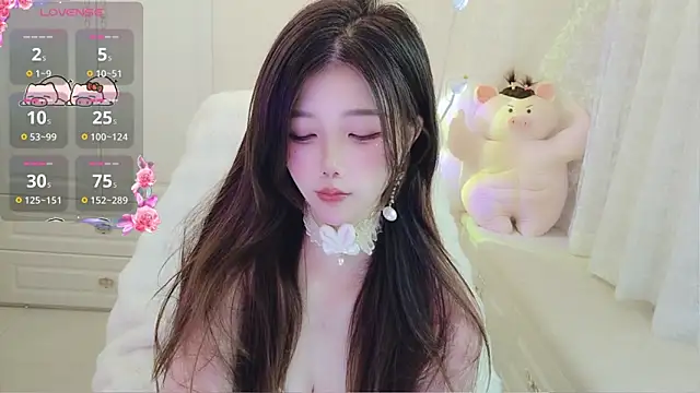 Snapshot of Coco-Di chatting on 04/06/26, 02:31 Coco-Di online show from 04/06/26, 02:31