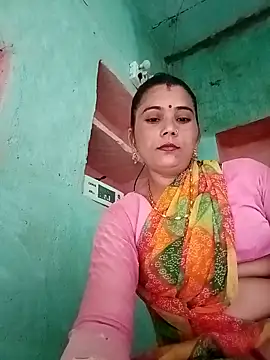 Snapshot of Sapna__wq1 chatting on 10/26/25, 10:10 Sapna wq1 online show from 10/26/25, 10:10