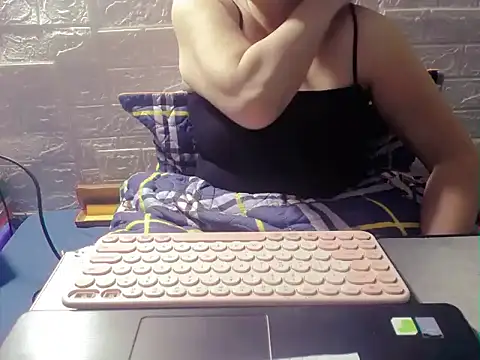 hyhy 99 online show from 11/03/25, 09:54