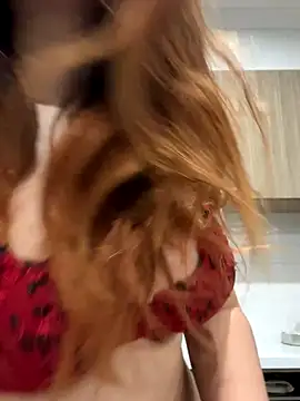 Snapshot of blueburrypie chatting on 12/22/25, 01:30 blueburrypie online show from 12/22/25, 01:30