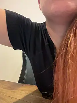 Snapshot of blueburrypie chatting on 01/13/26, 11:59 blueburrypie online show from 01/13/26, 11:59