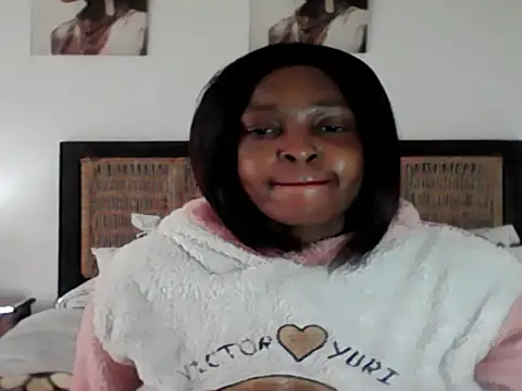 Snapshot of Blacksashaxx chatting on 06/07/26, 10:52 Blacksashaxx online show from 06/07/26, 10:52