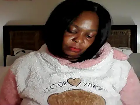 Snapshot of Blacksashaxx chatting on 06/18/26, 09:14 Blacksashaxx online show from 06/18/26, 09:14
