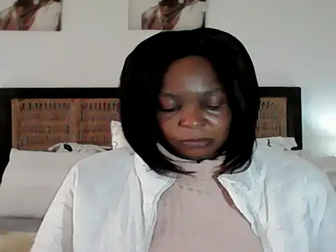 Snapshot of Blacksashaxx chatting on 06/25/26, 07:46 Blacksashaxx online show from 06/25/26, 07:46
