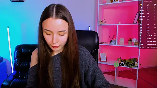 leslie bird online show from 11/15/25, 09:50