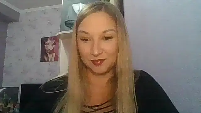 marii-a39 online show from 10/04/25, 10:24