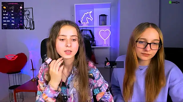 rebecca smile online show from 11/05/25, 08:42