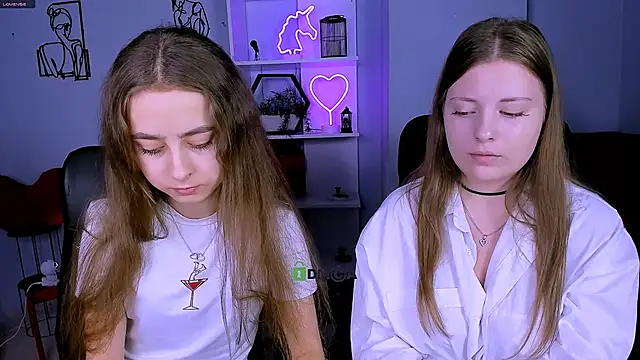 rebecca smile online show from 11/28/25, 01:25