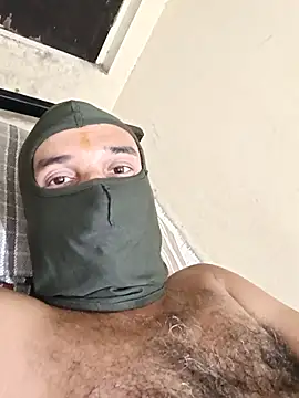 Snapshot of RaviLoveUAll chatting on 11/09/25, 06:39 RaviLoveUAll online show from 11/09/25, 06:39