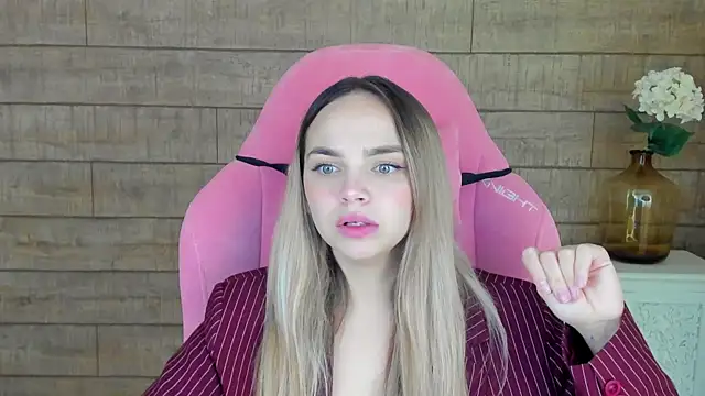 AnitaVenture online show from 09/27/25, 04:06