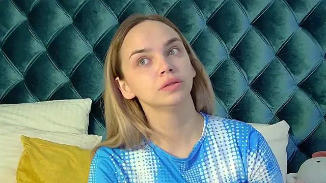 AnitaVenture online show from 10/01/25, 04:07