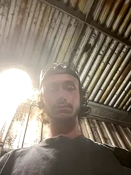 Snapshot of blake927483 chatting on 09/28/25, 06:52 blake927483 online show from 09/28/25, 06:52