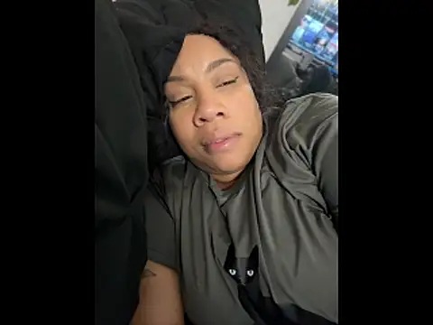 Snapshot of NeliaHexxen chatting on 03/18/26, 06:05 NeliaHexxen online show from 03/18/26, 06:05