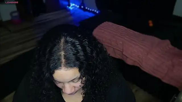 Snapshot of NeliaHexxen chatting on 03/25/26, 09:21 NeliaHexxen online show from 03/25/26, 09:21