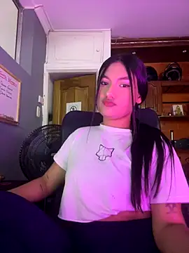 Snapshot of Anahi_Malkova chatting on 10/14/25, 05:41 Anahi Malkova online show from 10/14/25, 05:41