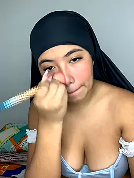 Samara  Amir online show from 10/22/25, 01:22