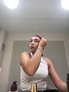 Snapshot of theladymonserrateshow chatting on 02/02/26, 11:53 theladymonserrateshow online show from 02/02/26, 11:53