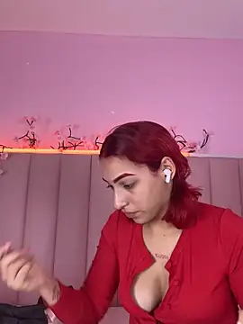 Snapshot of theladymonserrateshow chatting on 03/09/26, 12:09 theladymonserrateshow online show from 03/09/26, 12:09