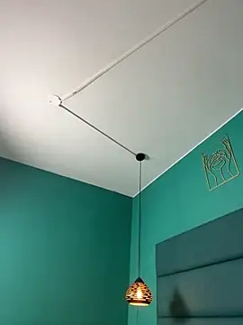 Snapshot of theladymonserrateshow chatting on 04/23/26, 12:29 theladymonserrateshow online show from 04/23/26, 12:29