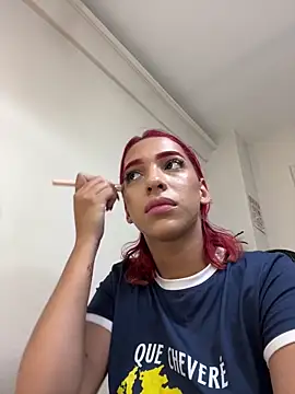 Snapshot of theladymonserrateshow chatting on 04/27/26, 12:03 theladymonserrateshow online show from 04/27/26, 12:03