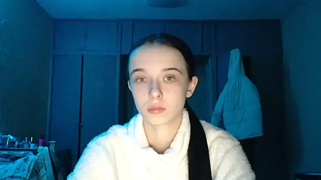 Emilia Light online show from 02/12/26, 05:52