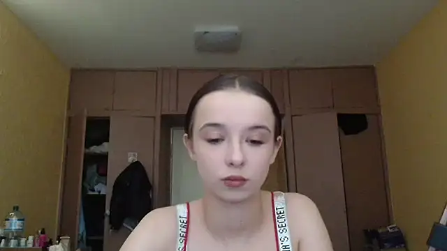 Emilia Light online show from 05/07/26, 10:20