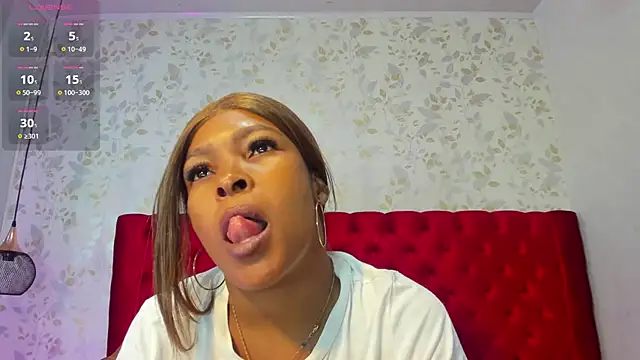 Layla lell online show from 02/10/26, 12:42