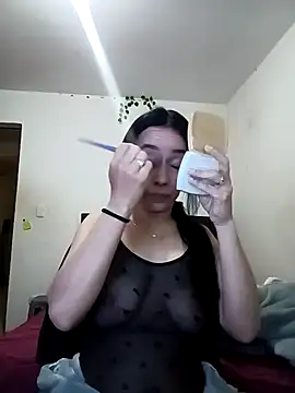 YaraDuartee online show from 10/12/25, 08:19