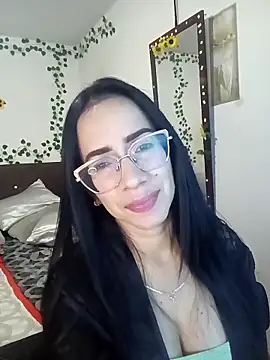 Snapshot of YaraDuartee chatting on 01/31/26, 11:47 YaraDuartee online show from 01/31/26, 11:47