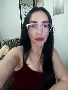 Snapshot of YaraDuartee chatting on 03/12/26, 12:28 YaraDuartee online show from 03/12/26, 12:28