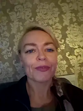 Snapshot of demidelightfulxx chatting on 10/03/25, 06:54 demidelightfulxx online show from 10/03/25, 06:54