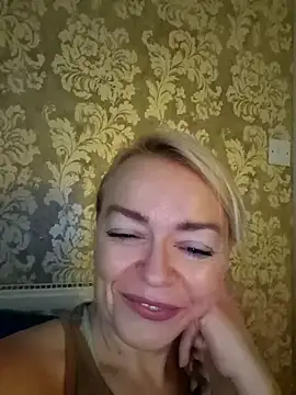 Snapshot of demidelightfulxx chatting on 10/09/25, 07:39 demidelightfulxx online show from 10/09/25, 07:39