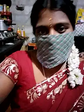 Snapshot of Tamil_Hot_Sandy chatting on 01/07/26, 06:10 Tamil Hot Sandy online show from 01/07/26, 06:10