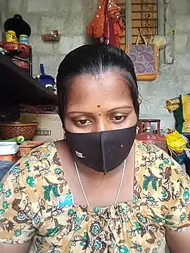 Snapshot of Tamil_Hot_Sandy chatting on 02/16/26, 06:09 Tamil Hot Sandy online show from 02/16/26, 06:09