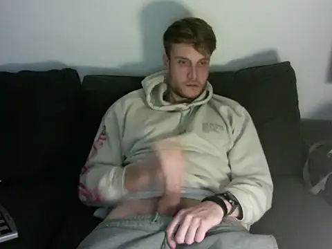 bangzrr3 online show from 09/25/25, 05:16