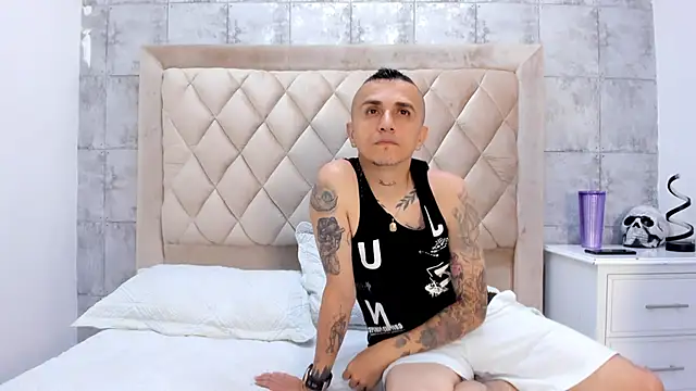 CharlotteAndSimon online show from 10/01/25, 09:10