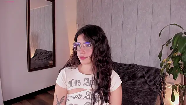 Snapshot of Sweet_pay chatting on 04/01/26, 12:28 Sweet pay online show from 04/01/26, 12:28