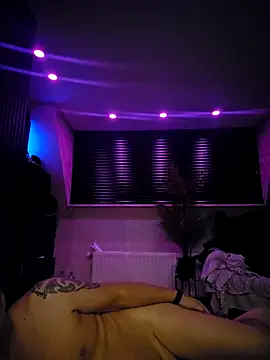 Snapshot of WhimsicalBirdette chatting on 09/28/25, 08:25 WhimsicalBirdette online show from 09/28/25, 08:25