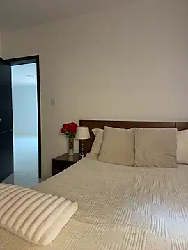 Capricho 01 online show from 03/04/26, 06:03