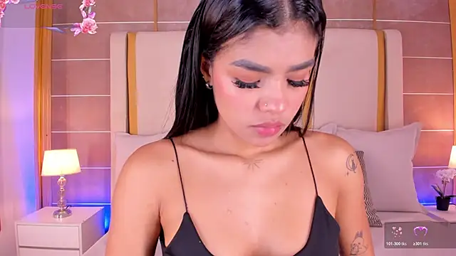 NaylaGrey online show from 11/17/25, 12:55