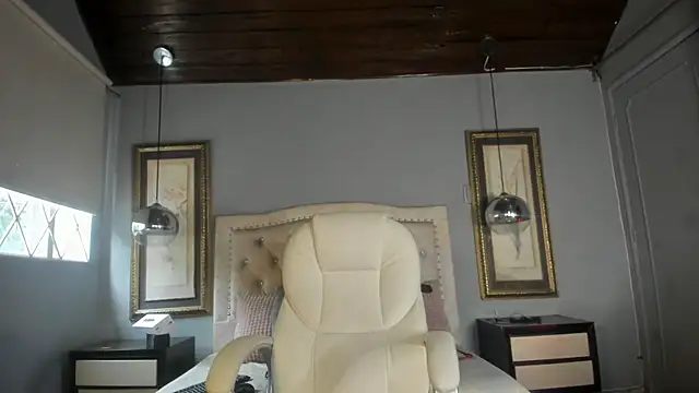 Baby Punk1 online show from 10/31/25, 12:39