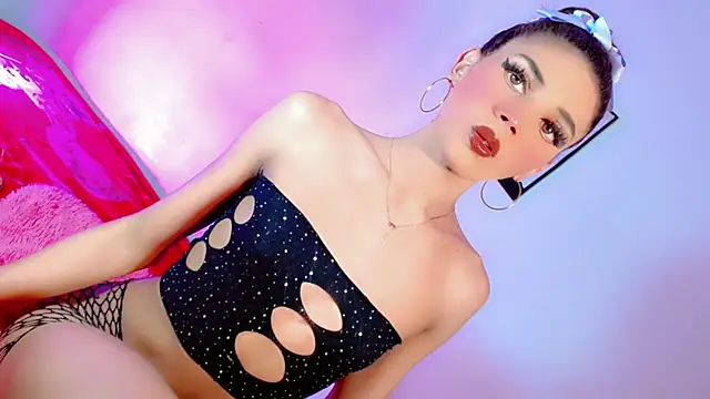 Snapshot of latina_dollsex chatting on 10/24/25, 05:04 latina dollsex online show from 10/24/25, 05:04