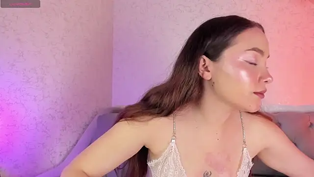 MAGIC VERA online show from 12/15/25, 12:20