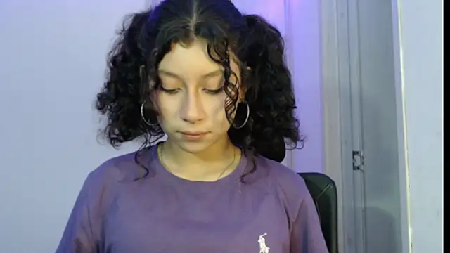 Ivonnybonn online show from 10/16/25, 06:25