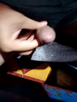 Snapshot of Sir_clouden chatting on 09/09/25, 03:39 Sir clouden online show from 09/09/25, 03:39