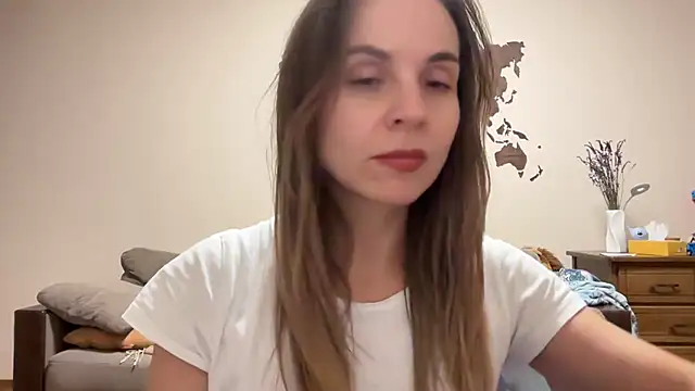 AnnieLove7722 online show from 10/24/25, 11:28