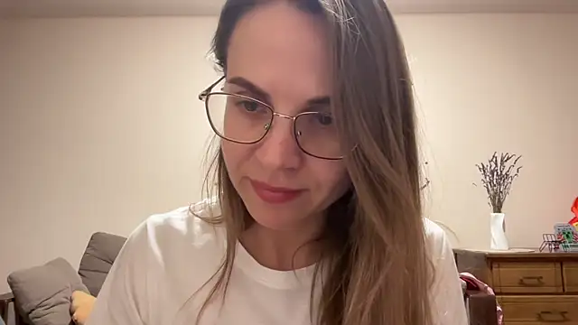 AnnieLove7722 online show from 11/27/25, 06:21