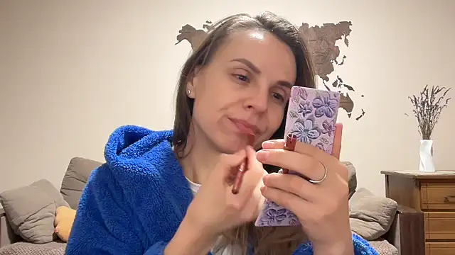 AnnieLove7722 online show from 11/28/25, 12:30